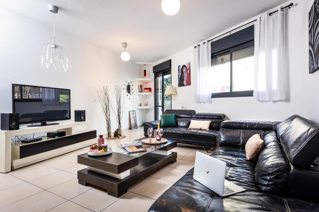 Stunning 2Br Apt W Balcony In City Center By Sea N' Rent Tel Aviv Exterior foto