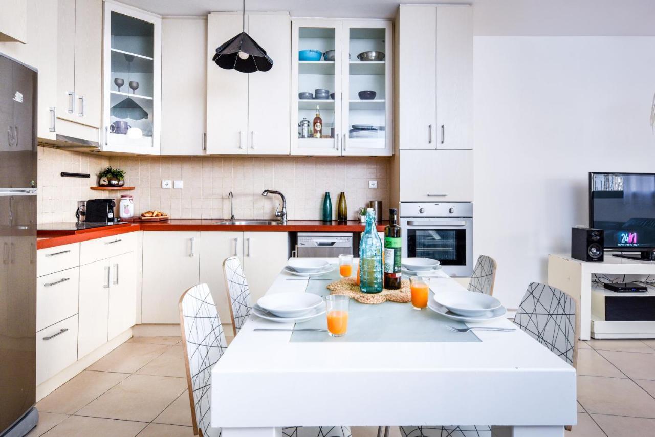 Stunning 2Br Apt W Balcony In City Center By Sea N' Rent Tel Aviv Exterior foto